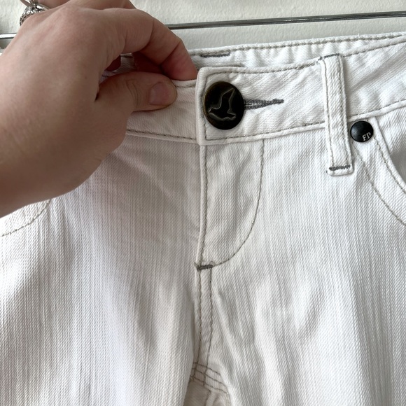 Free People White Skinny Jeans - Picture 3 of 11